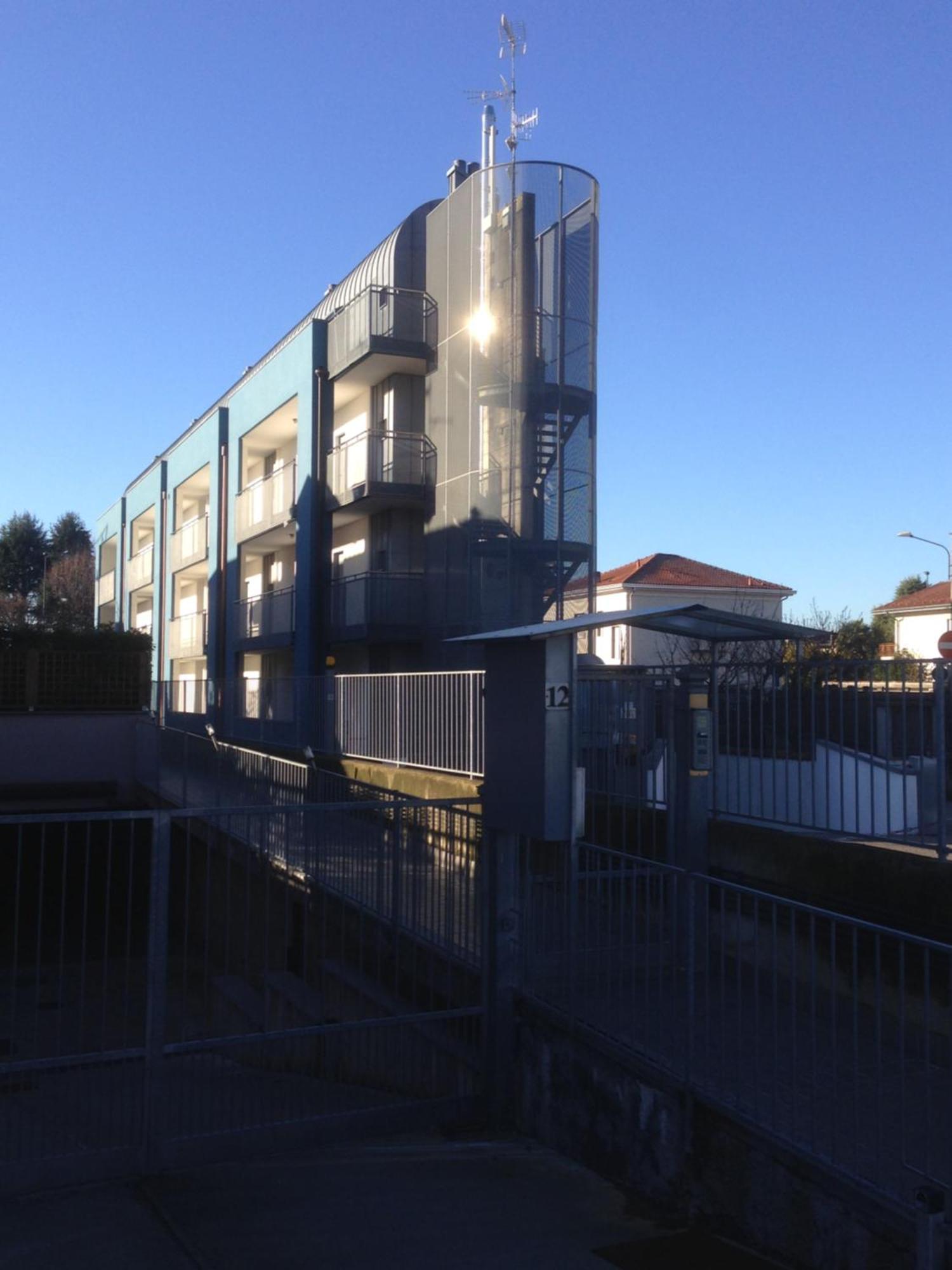 Gerenzano Apartments Bagian luar foto