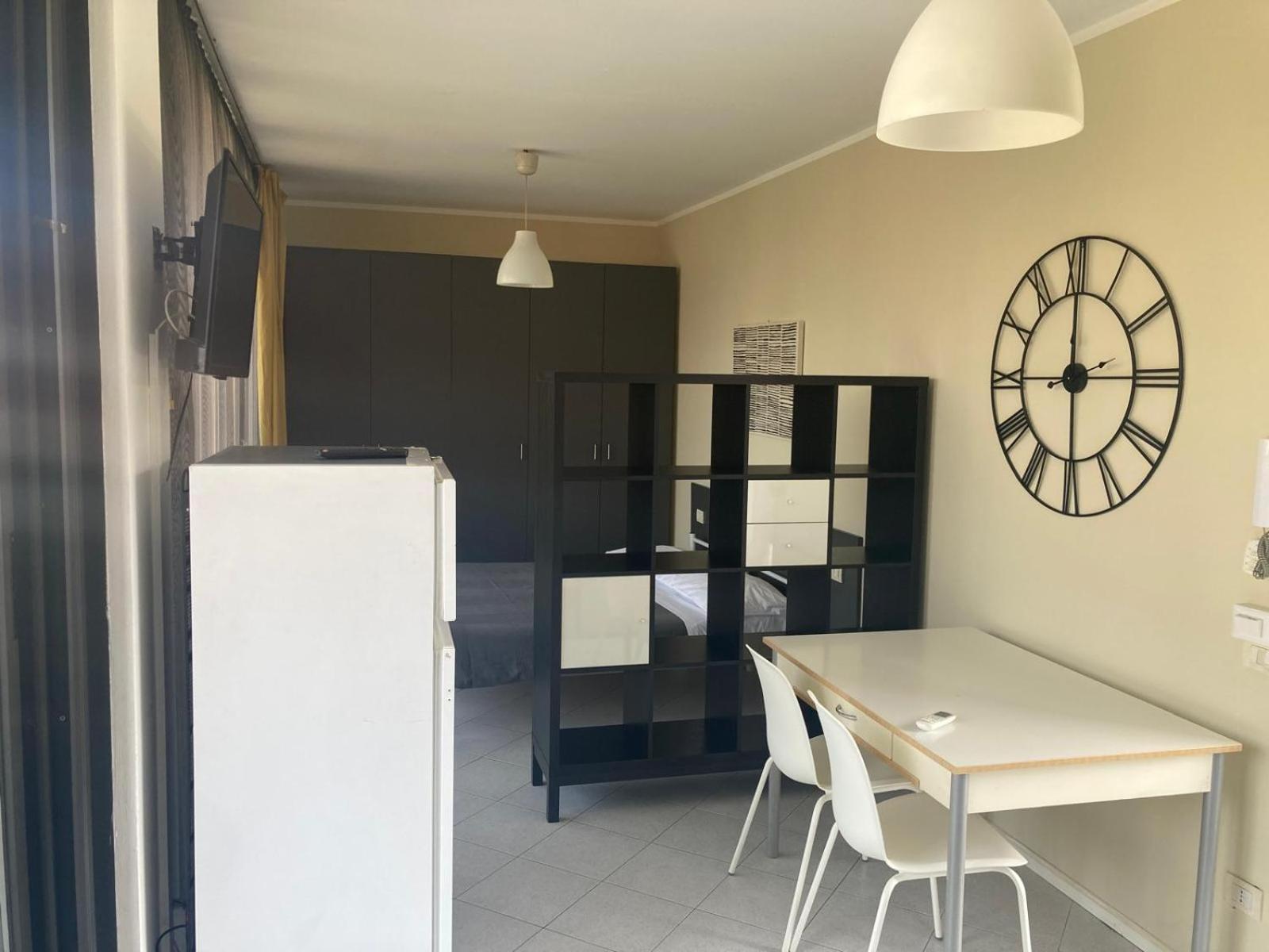 Gerenzano Apartments Bagian luar foto
